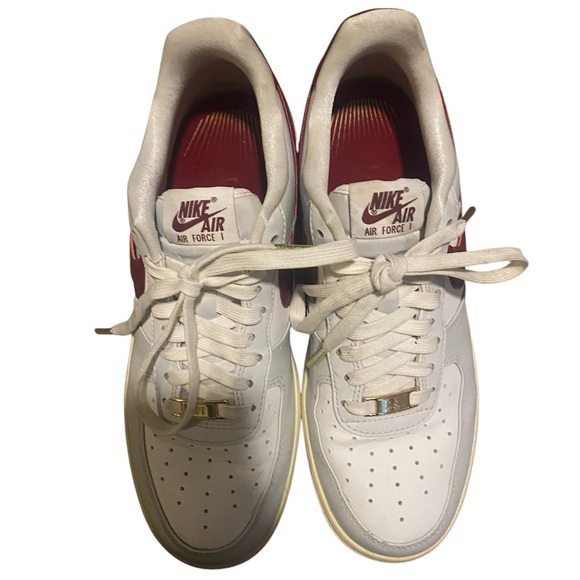 WOMEN’ S SIZE 9.5 - NIKE AIR FORCE 1 ‘07 NEXT NATURE ‘SISTERHOOD - TEAM RED’ - Picture 10 of 11